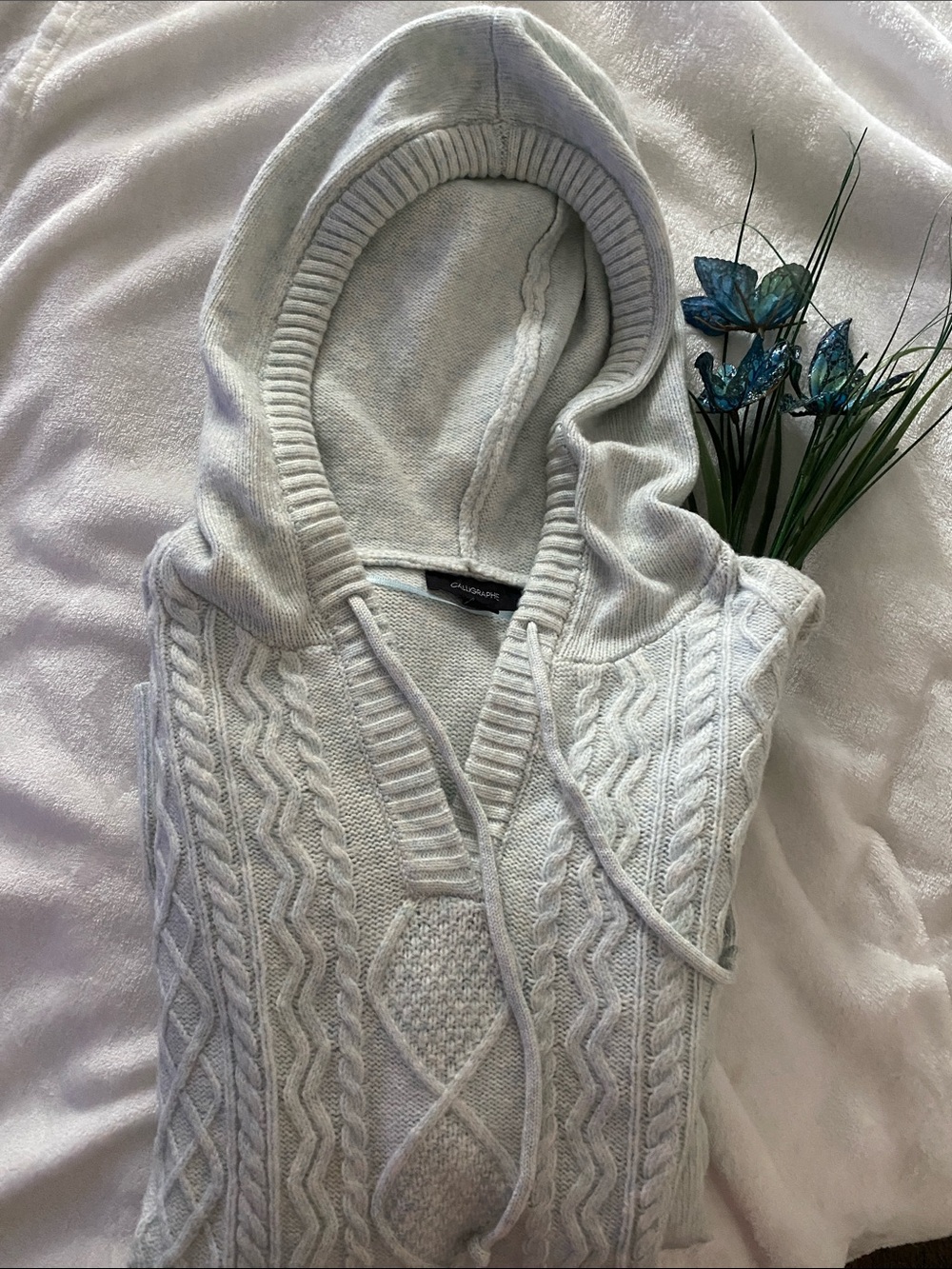 CALLIGRAPHE Cozy Cable Knit Hoodie Sweater. Size XL - Picture 9 of 13